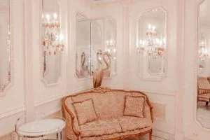 Wedding venue Queens NY Groom bridal room